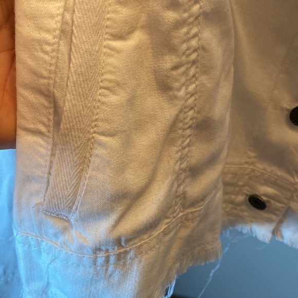 Marrakech ( Anthropology) size medium white Frey jean jacket. Light cotton - Picture 5 of 7